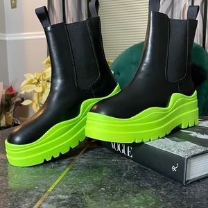 BRAND NEW w/box.  Chelsea Boot (Designer Inspired w/out the high price)!